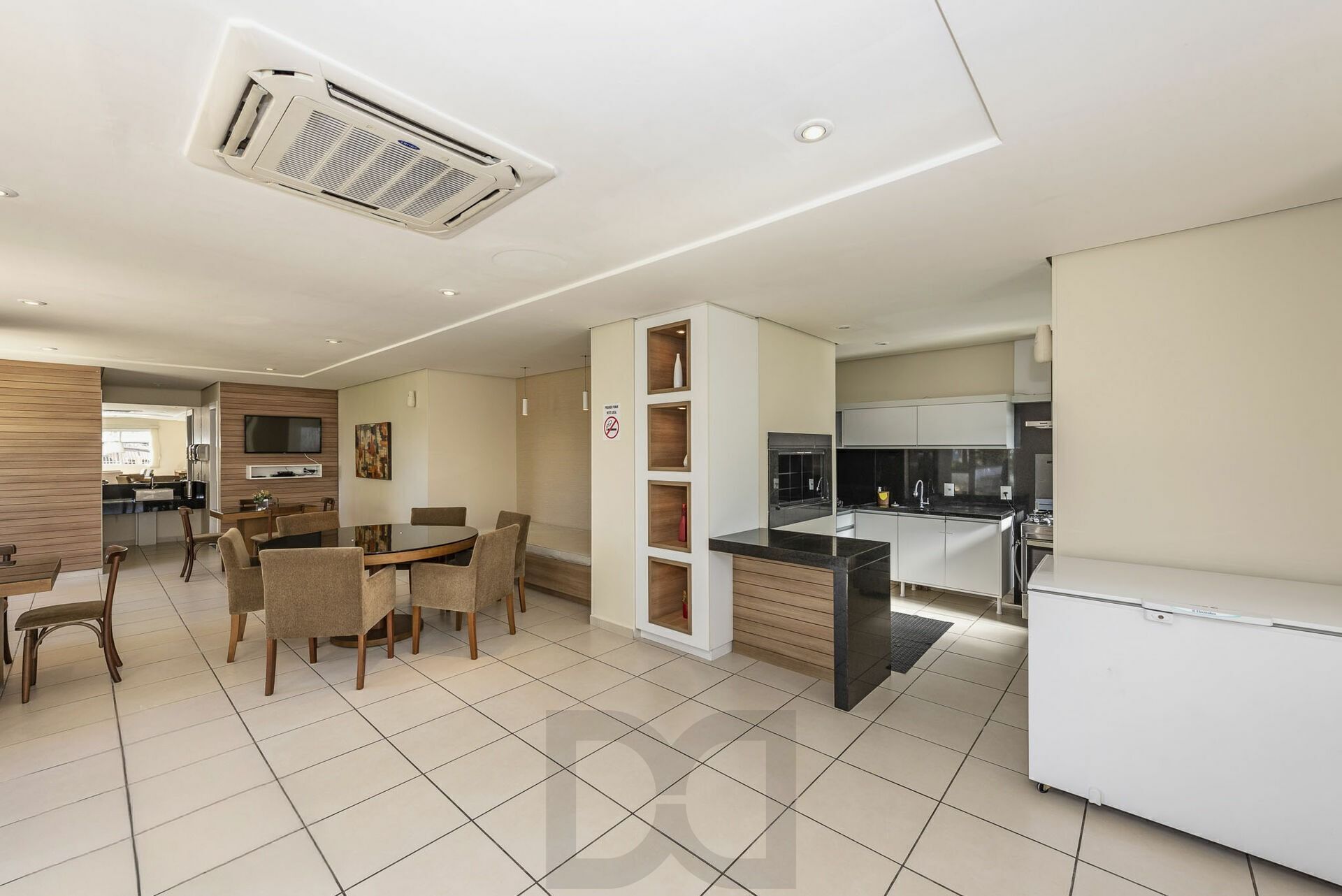 Apto 3 dorm living estendido, andar alto no Passo da Areia — foto 18