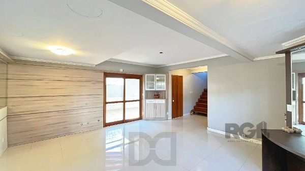 Casa em Porto Alegre, no bairro Espírito Santo, com 3 dormitório(s), e 3 banheiros, à venda. — foto 6