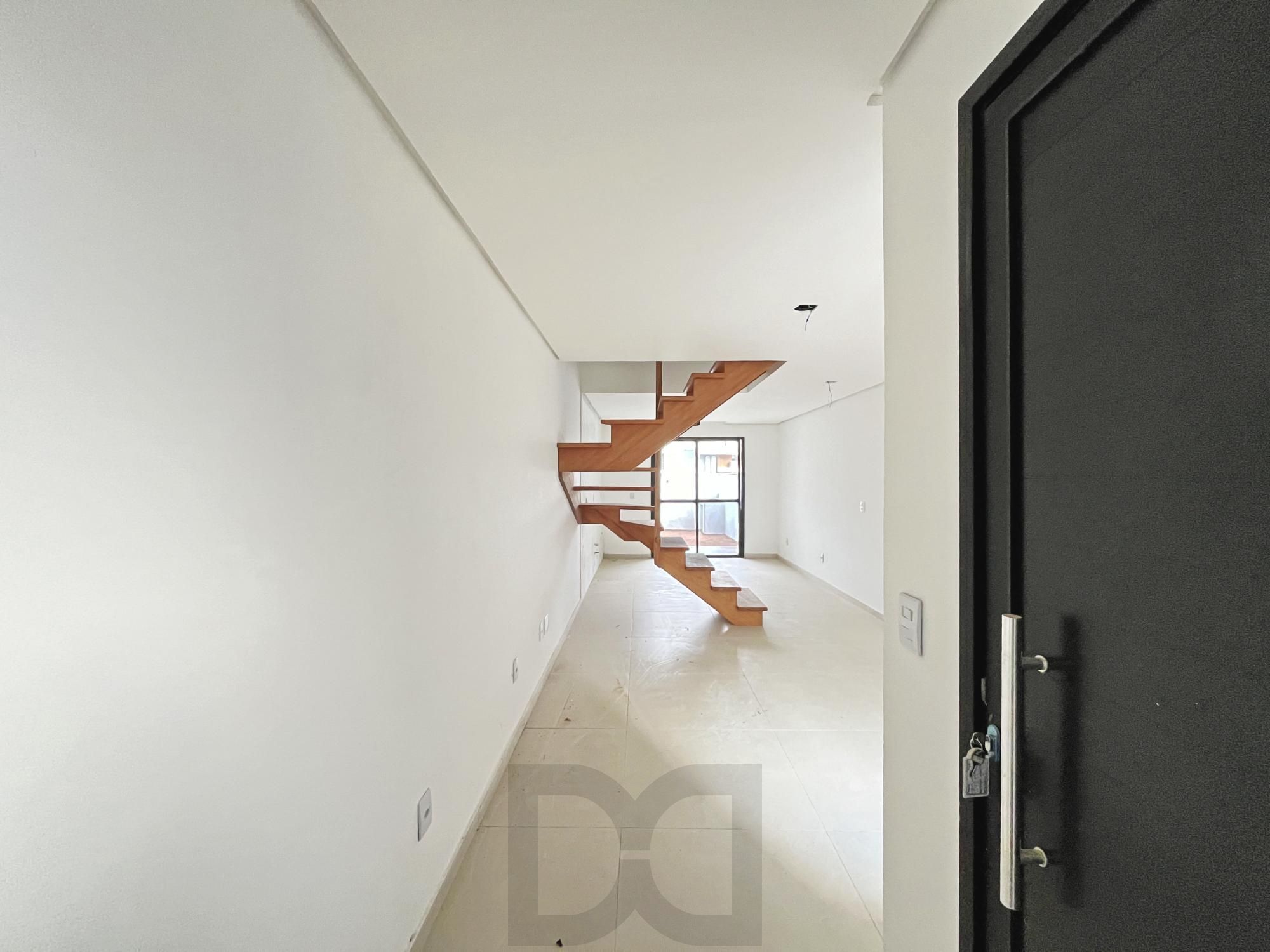 Casa em Porto Alegre, no bairro Hípica, com 2 dormitório(s), e 2 banheiros, à venda. — foto 4