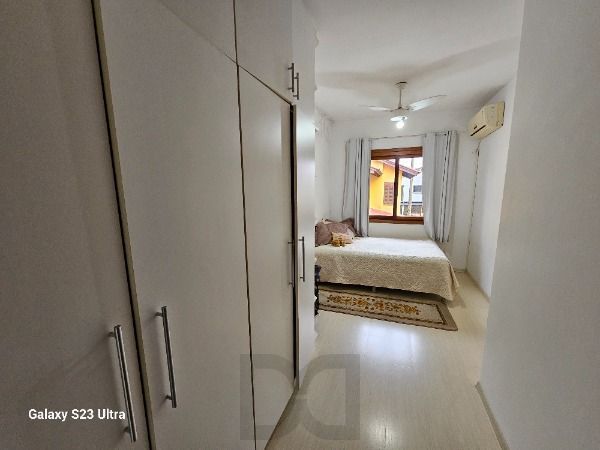 Casa Condominio em Porto Alegre, no bairro Ipanema, com 3 dormitório(s), e 3 banheiros, à venda. — foto 12