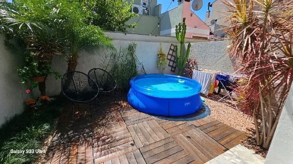 Casa em Porto Alegre, no bairro Hípica, com 3 dormitório(s), e 3 banheiros, à venda. — foto 4