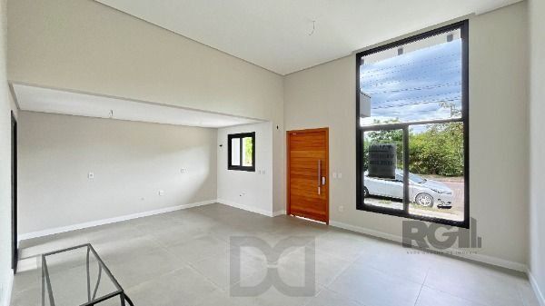 Casa em Porto Alegre, no bairro Hípica, com 3 dormitório(s), e 3 banheiros, à venda. — foto 8