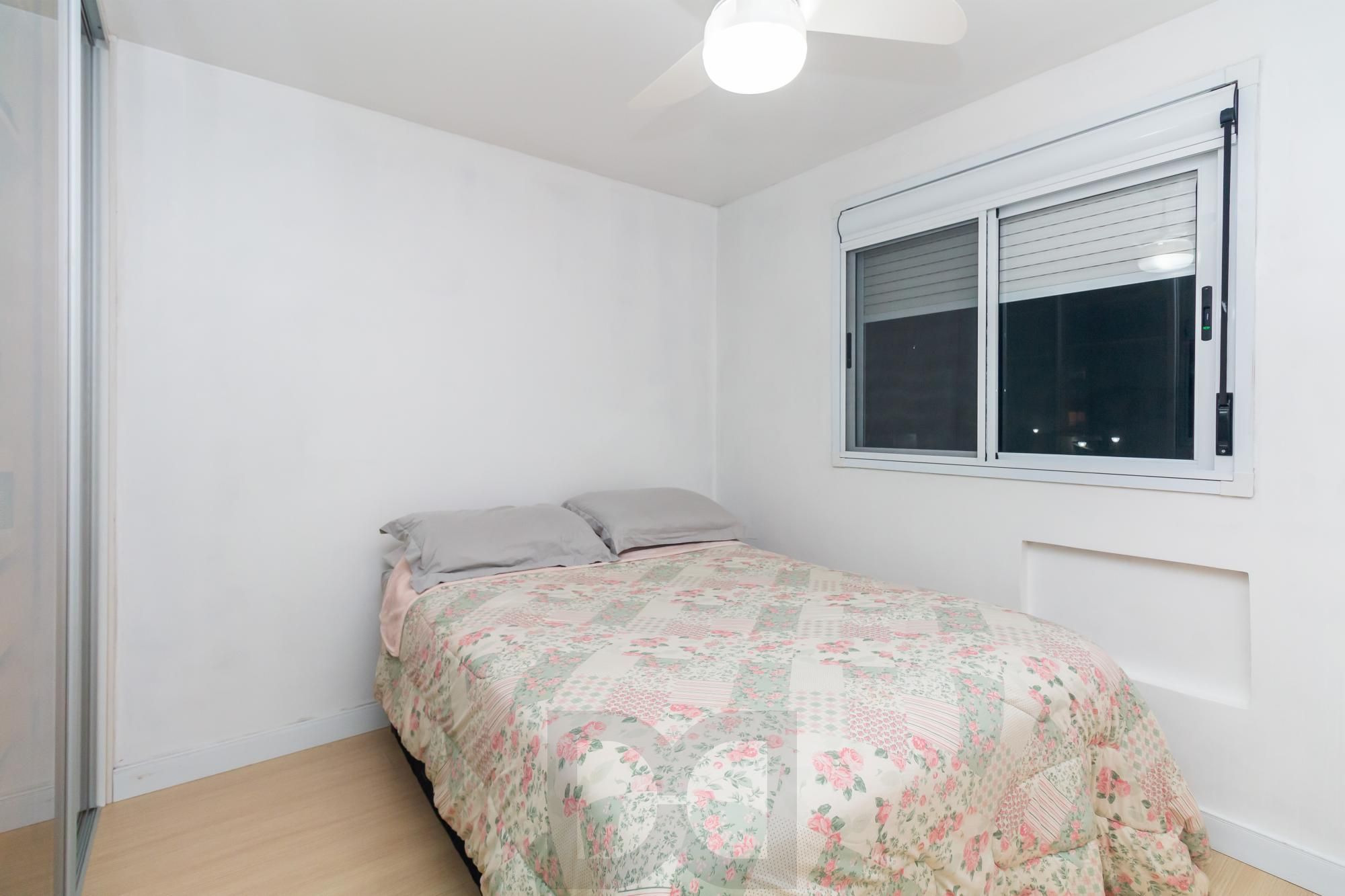 Excelente apartamento 2 dormitórios semi mobiliado — foto 14