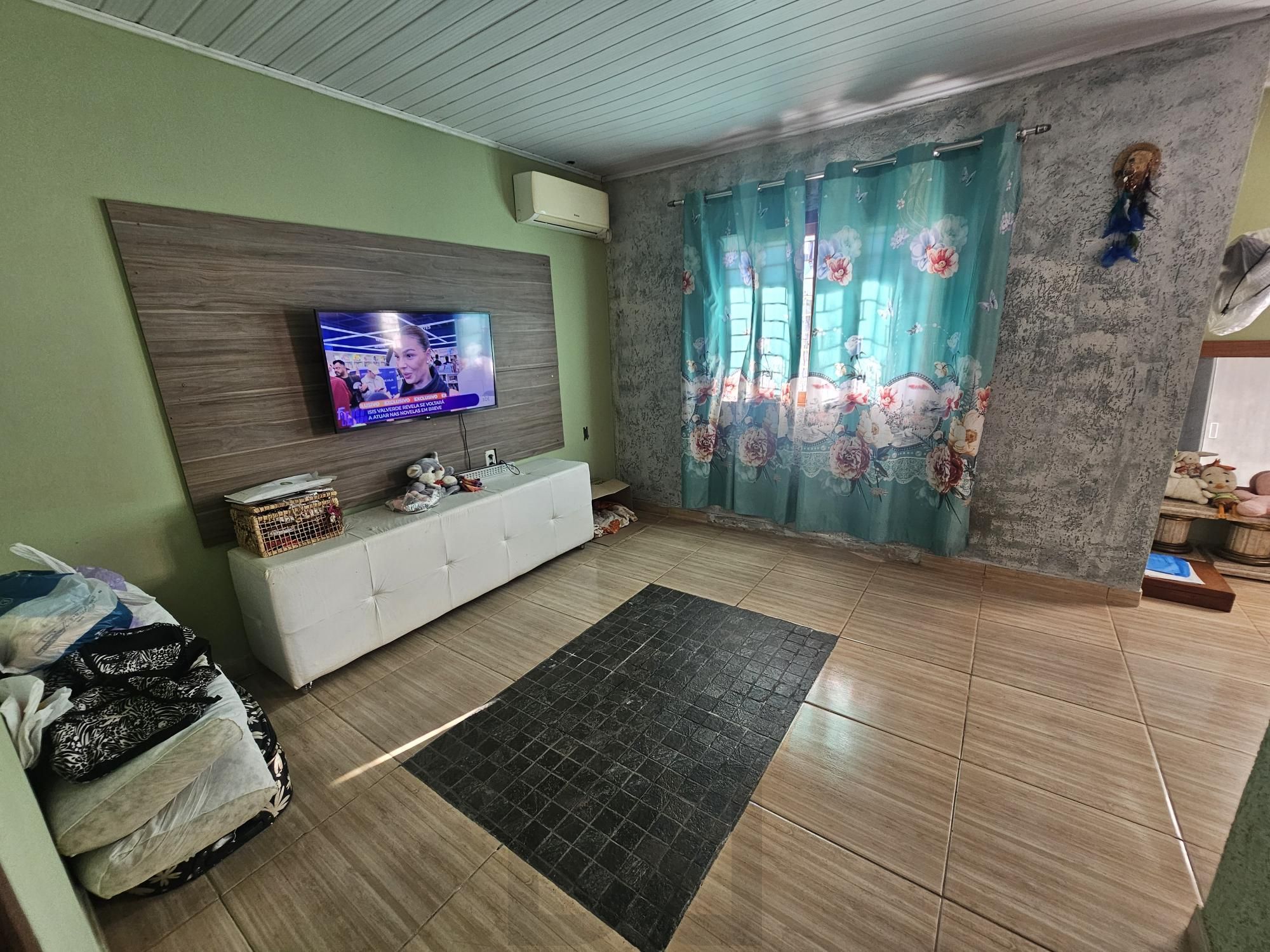 Casa para Venda - 79.22m² 2 dormitórios, + casa de 1 dormitório nos fundos, piscina e quiosque com churrasqueira - Espirito Santo — foto 8
