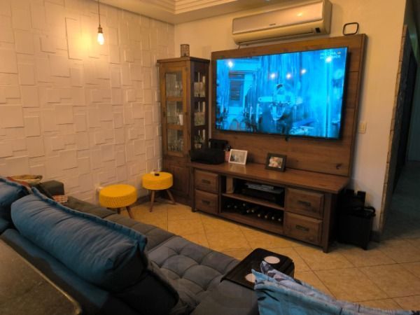 Casa em Porto Alegre, no bairro Hípica, com 3 dormitório(s), e 3 banheiros, à venda. — foto 11