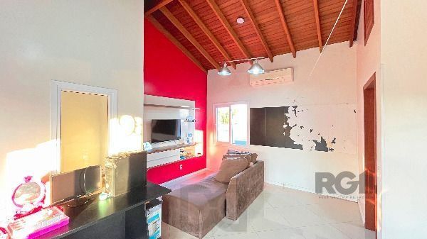 Casa em Porto Alegre, no bairro Hípica, com 3 dormitório(s), e 3 banheiros, à venda. — foto 42