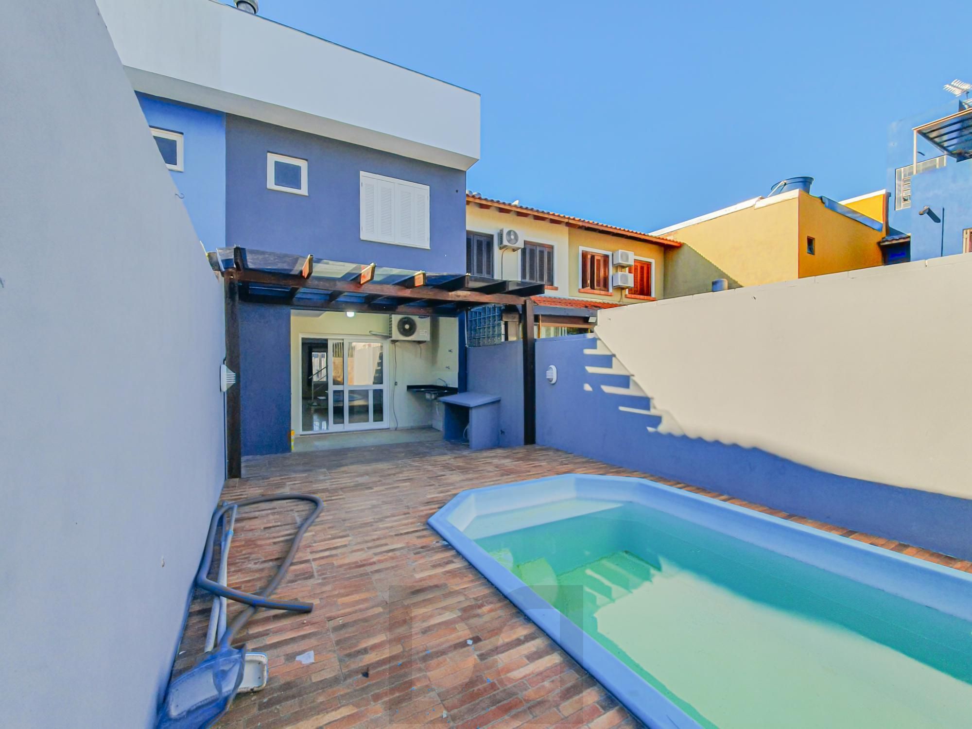 Linda casa com 2 suítes localizada no bairro Hípica, — foto 19