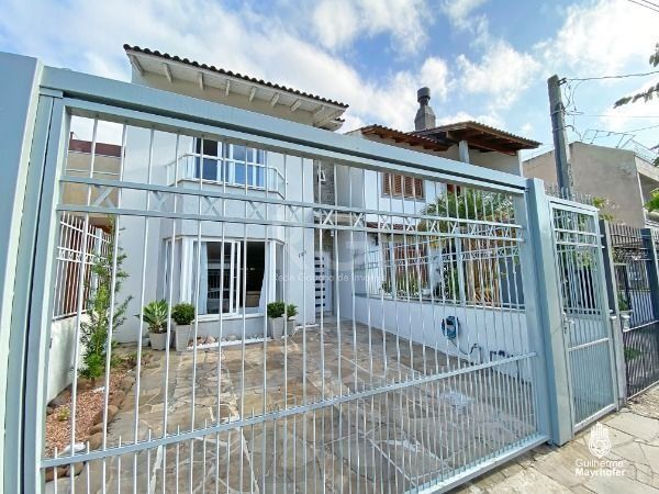 Casa para Venda - 131.96m², 3 dormitórios, sendo 1 suites, 2 vagas - Lagos De Nova Ipanema — foto 1