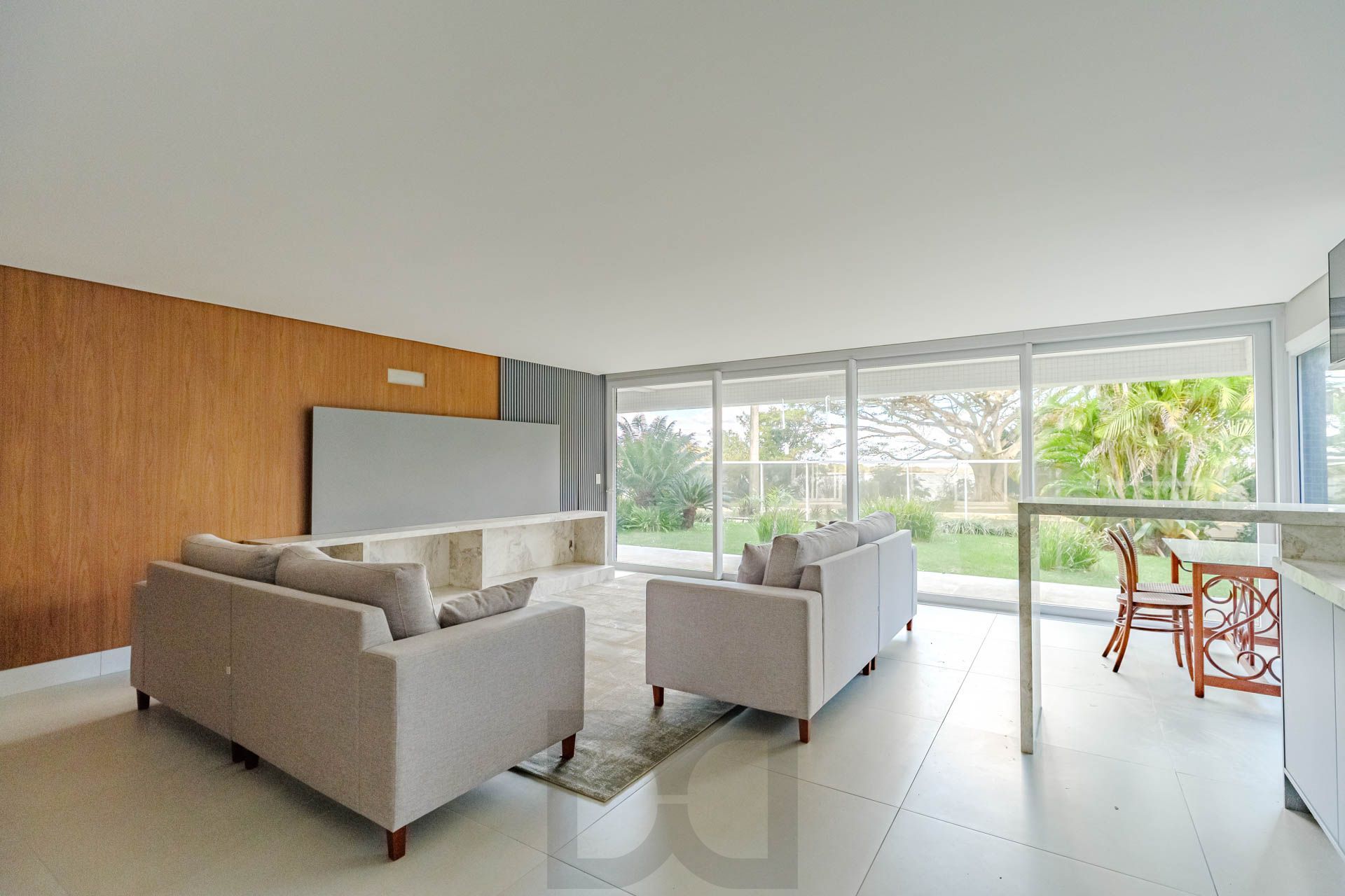 Apartamento - 3 dormitórios, sendo 3 suites, 4 vagas - Vila Assunção — foto 8