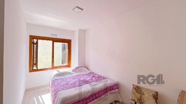 Casa em Porto Alegre, no bairro Guarujá, com 2 dormitório(s), e 2 banheiros, à venda. — foto 27
