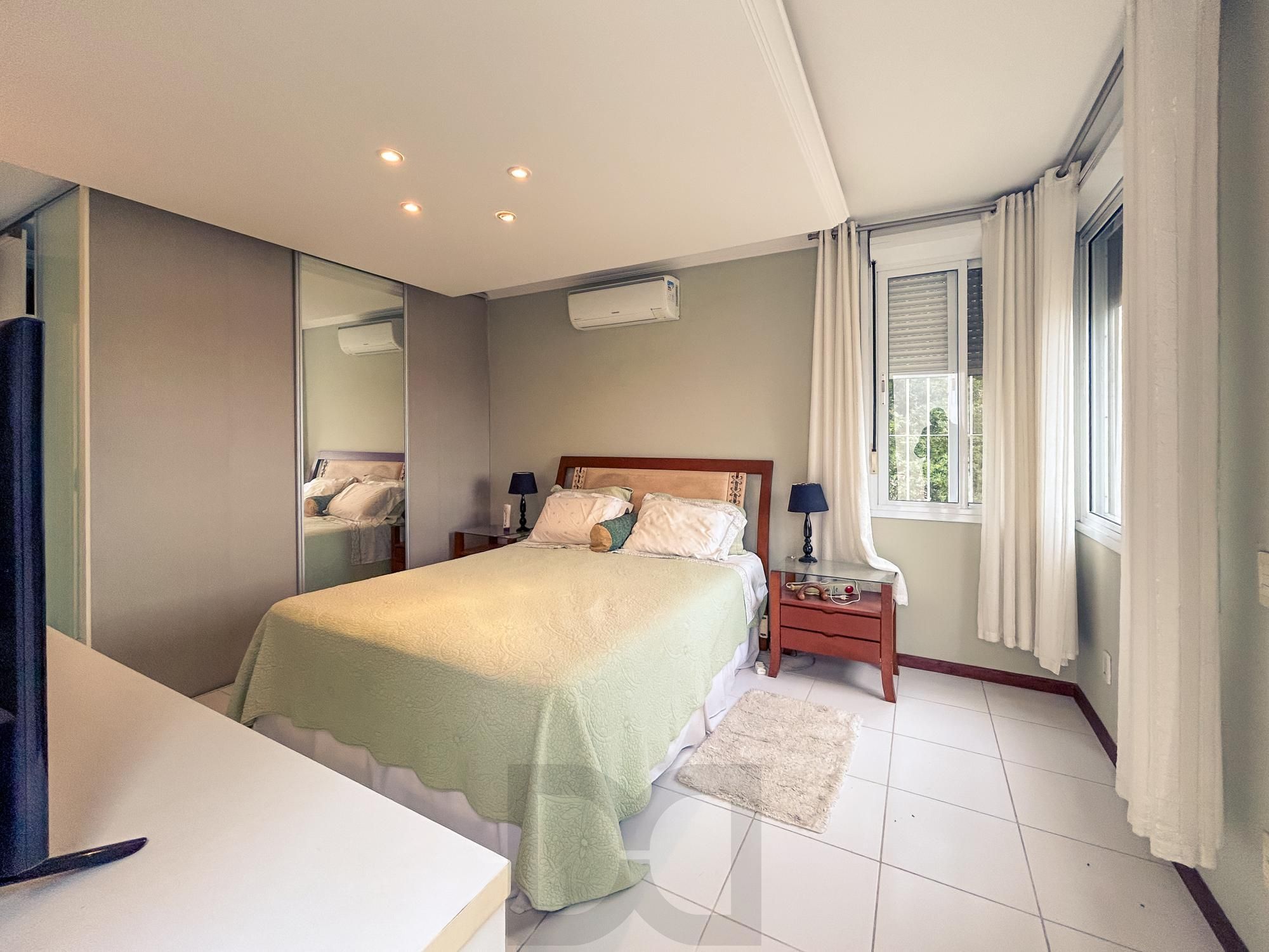 Casa em Porto Alegre, no bairro Espírito Santo, com 3 dormitório(s), e 3 banheiros, à venda. — foto 24