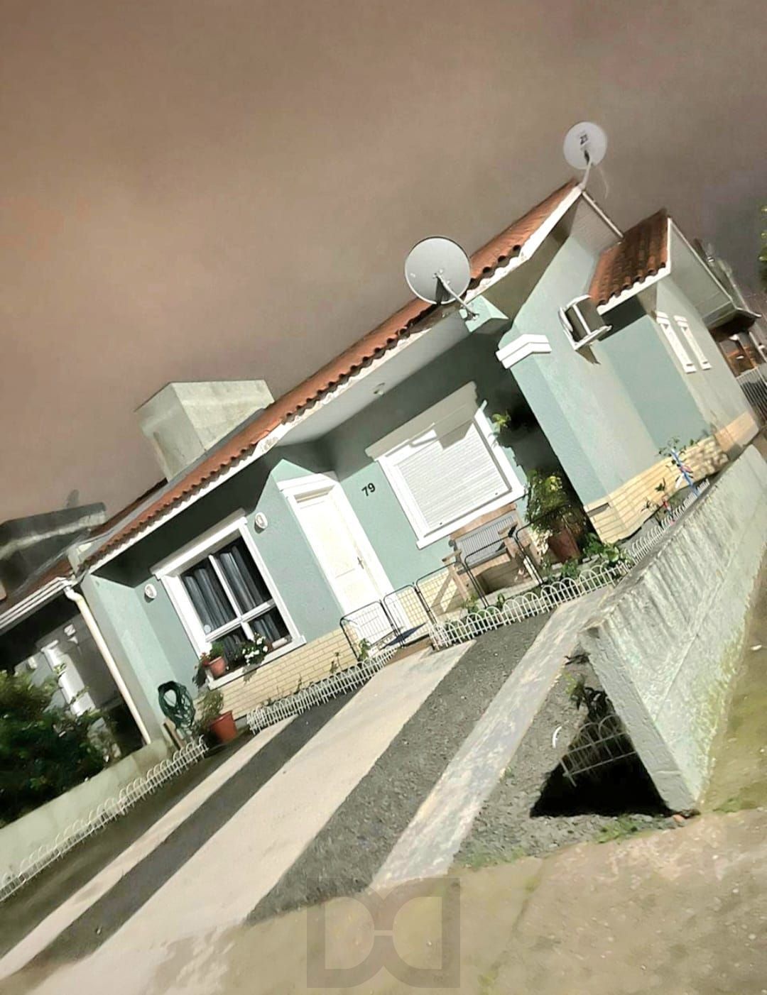 Casa 03 dormitórios semi m0biliada - Condominio na zona sul de Porto Alegre com total infra estrutura — foto 1