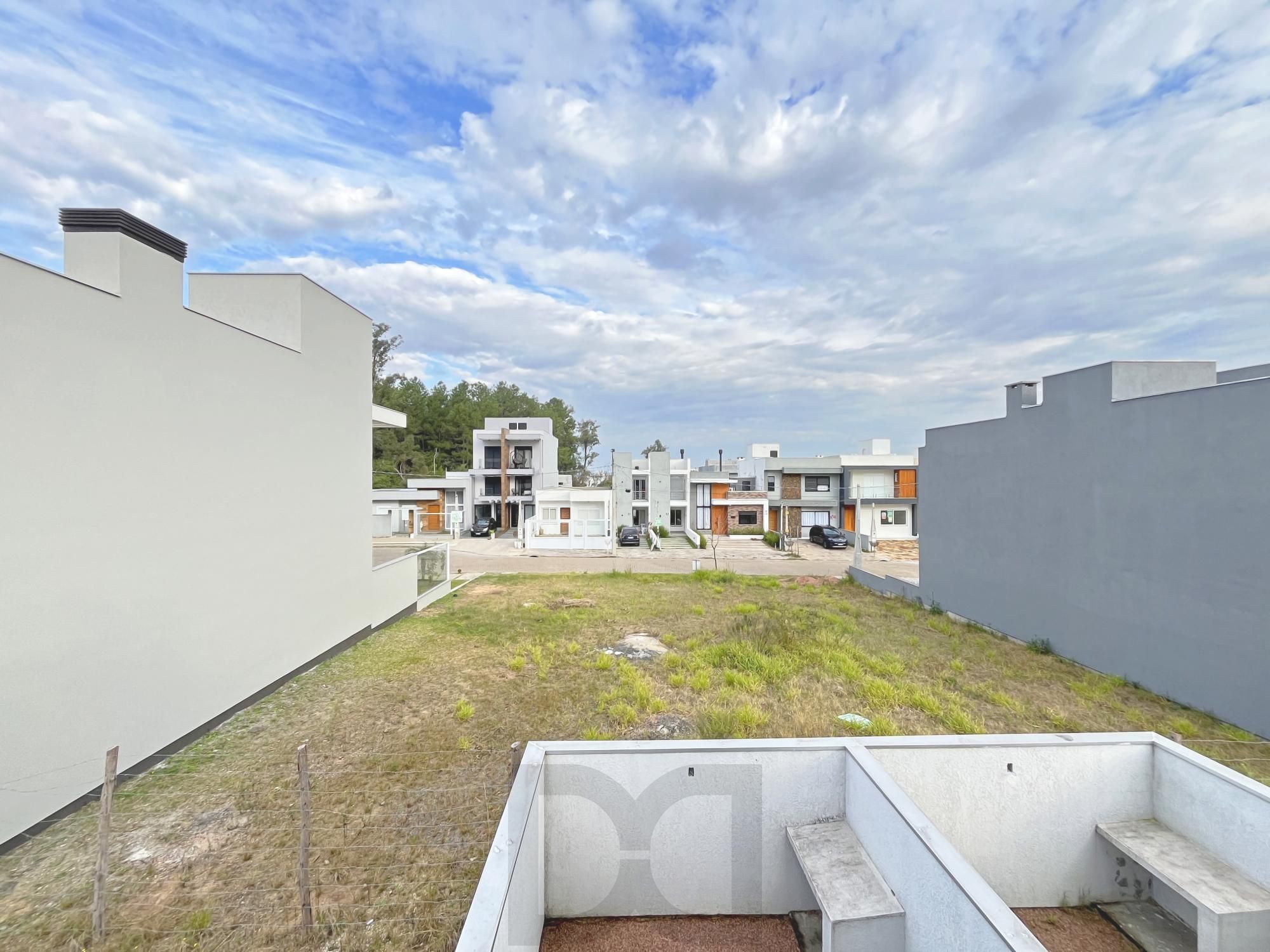 Casa em Porto Alegre, no bairro Hípica, com 2 dormitório(s), e 2 banheiros, à venda. — foto 33