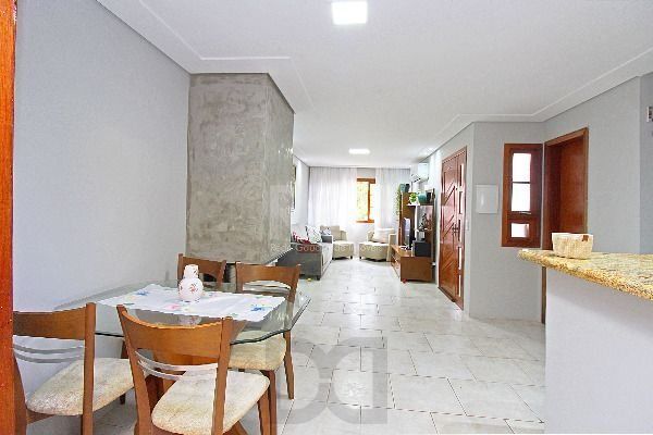 Casa em Porto Alegre, no bairro Hípica, com 3 dormitório(s), e 3 banheiros, à venda. — foto 12