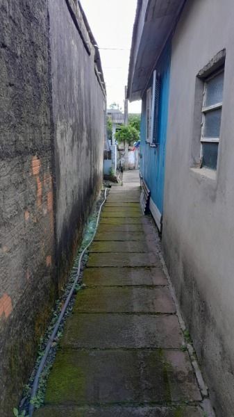 Casa em Porto Alegre, no bairro Restinga, com 2 dormitório(s), e 2 banheiros, à venda. — foto 4