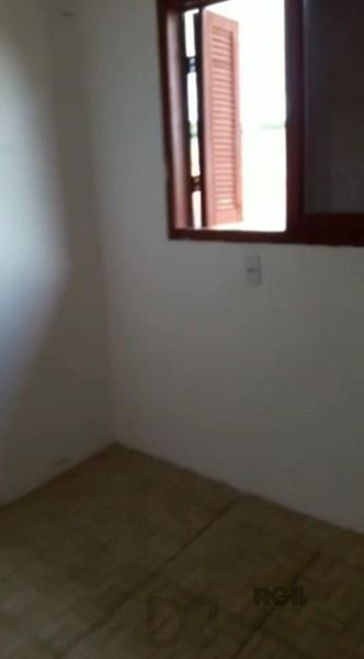 Casa em Porto Alegre, no bairro Hípica, com 2 dormitório(s), e 2 banheiros, à venda. — foto 6