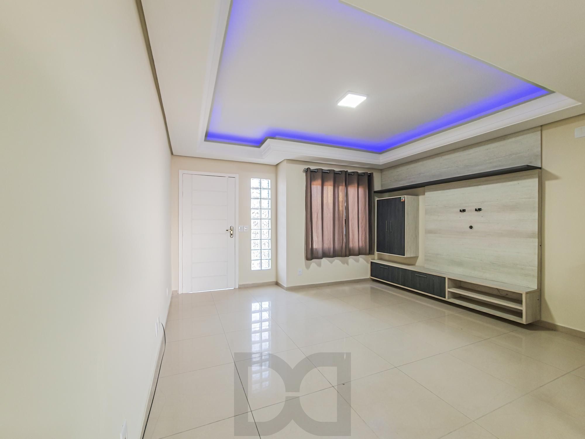 Linda casa com 2 suítes localizada no bairro Hípica, — foto 7