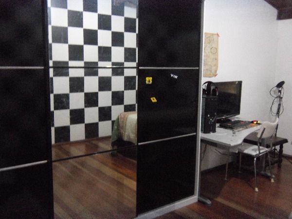 Casa para Venda - 275m², 4 dormitórios, 2 vagas - Guarujá — foto 16