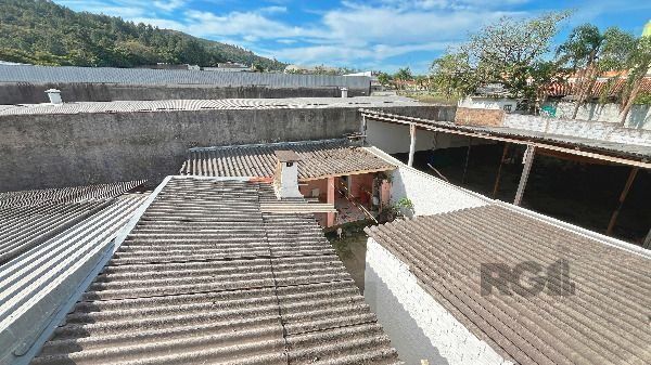 Predio em Porto Alegre, no bairro Hípica, e 0 banheiros, à venda. — foto 44