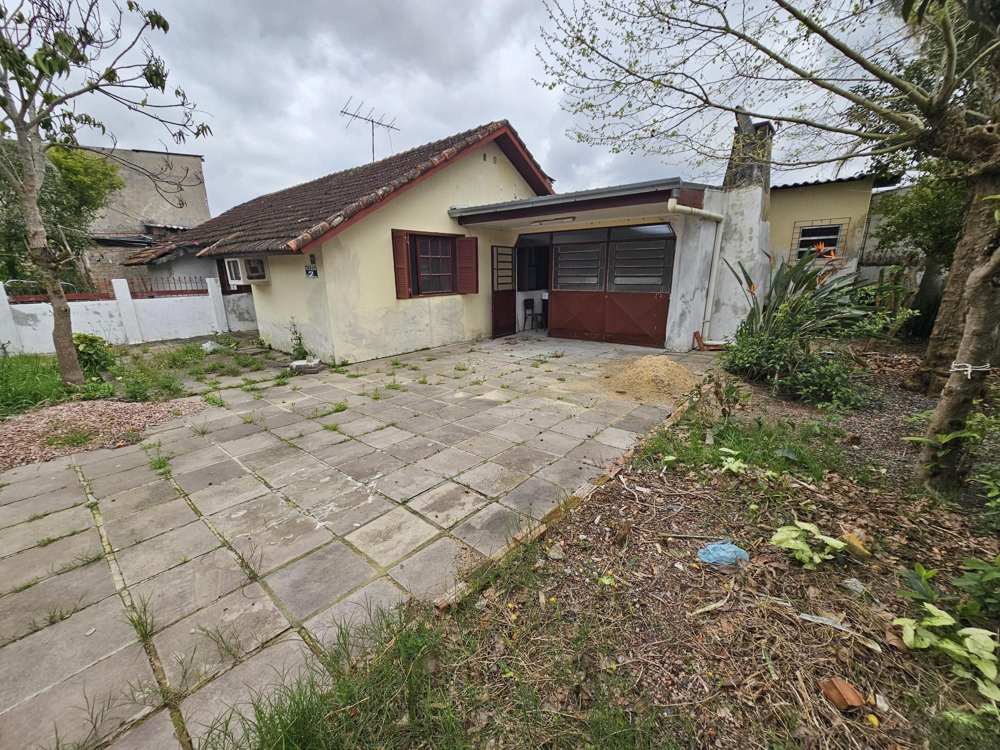 Casa de alvenaria 3 dormitórios em terreno de esquina no Bairro Restinga Nova aceita financiamento ! — foto 1