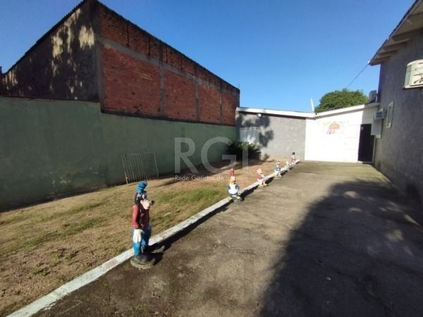 Casa em Porto Alegre, no bairro Belém Novo, com 5 dormitório(s), e 5 banheiros, à venda. — foto 12