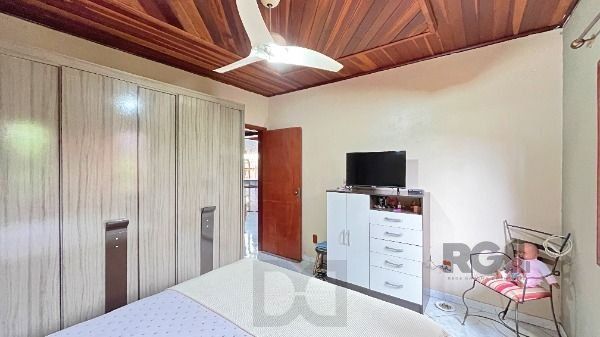 Casa em Porto Alegre, no bairro Lageado, com 3 dormitório(s), e 3 banheiros, à venda. — foto 17
