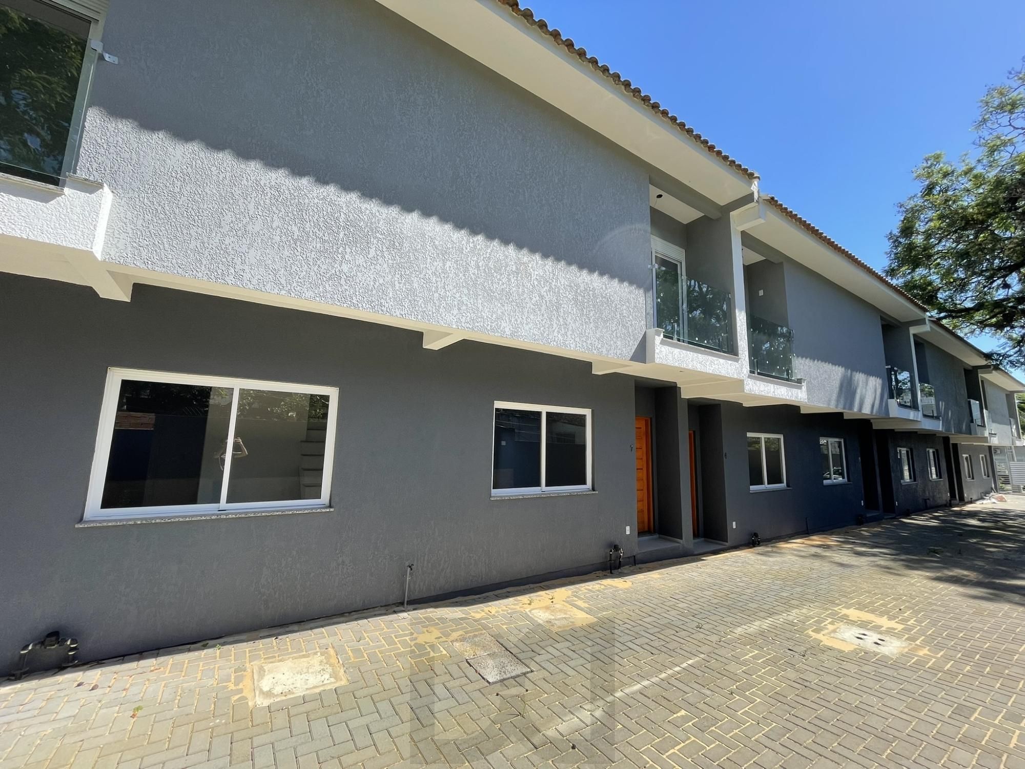 Casa Condominio em Porto Alegre, no bairro Nonoai, com 2 dormitório(s), e 2 banheiros, à venda. — foto 3
