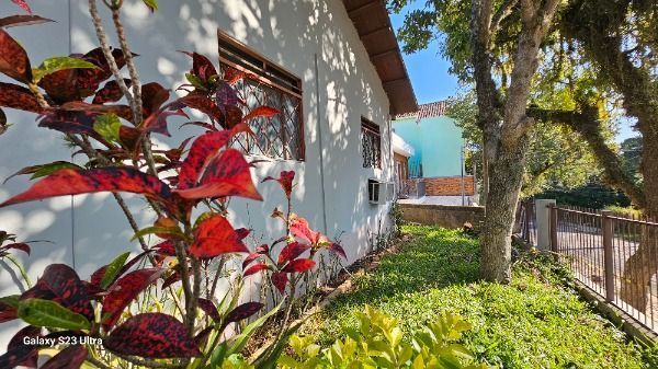 Casa em Porto Alegre, no bairro Tristeza, com 3 dormitório(s), e 3 banheiros, à venda. — foto 14