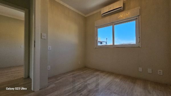 Casa em Porto Alegre, no bairro Hipica, com 3 dormitório(s), e 3 banheiros, à venda. — foto 13
