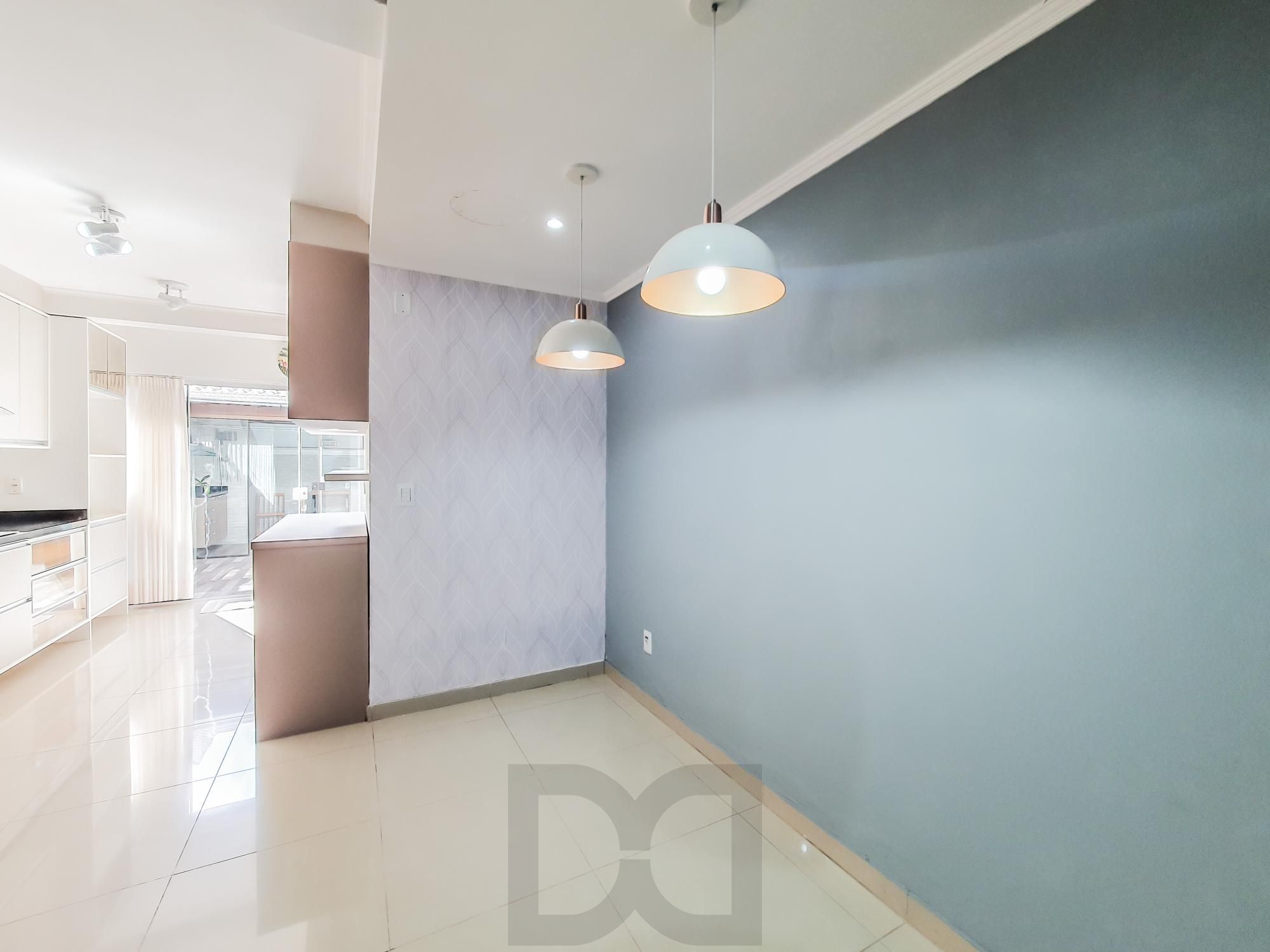 Otimo sobrado com 3 dormitórios sendo 2 suites no bairro Guaruja — foto 7