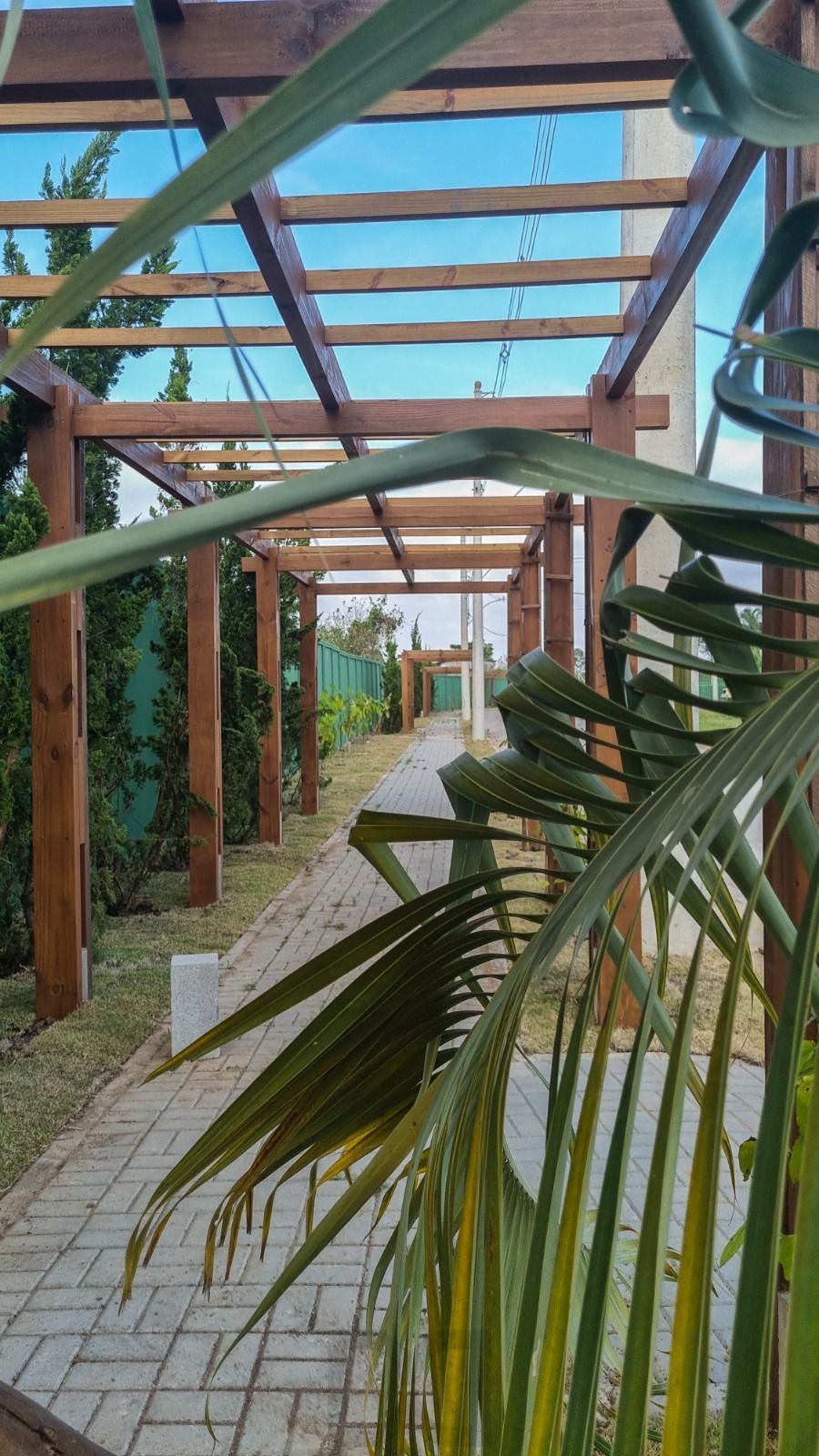 Lindo sobrado com 3 suítes em condomínio com infraestrutura completa na zona sul de Porto Alegre ! — foto 11