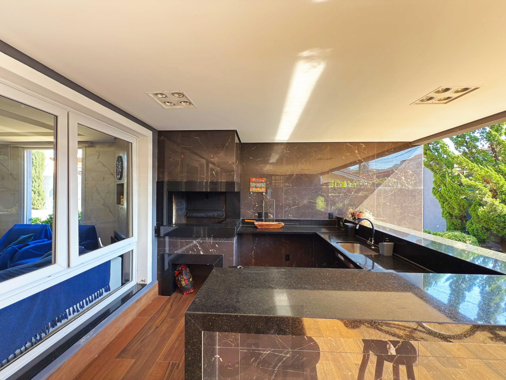 Em busca de uma casa espaçosa e cheia de comodidades no bairro Hípica — foto 40