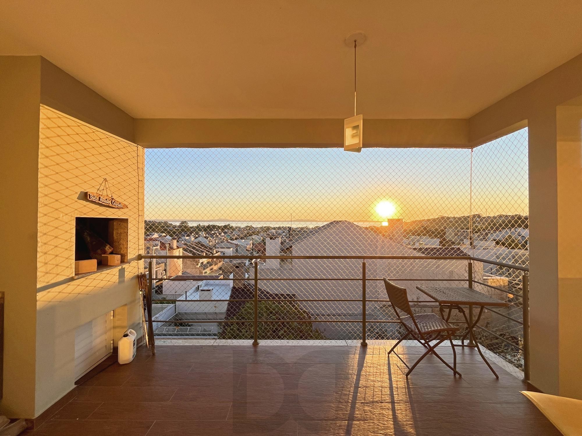 Casa para Venda - 270m², 3 dormitórios, sendo 1 suites, 2 vagas - Guarujá — foto 65