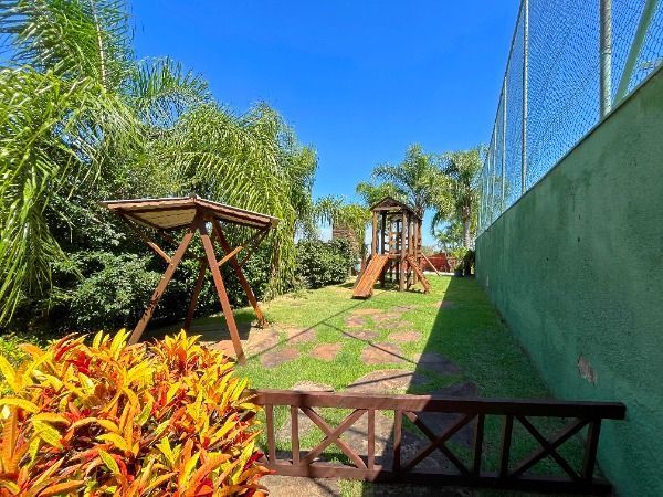 Casa Condominio em Porto Alegre, no bairro Cristal, com 4 dormitório(s), e 4 banheiros, à venda. — foto 37