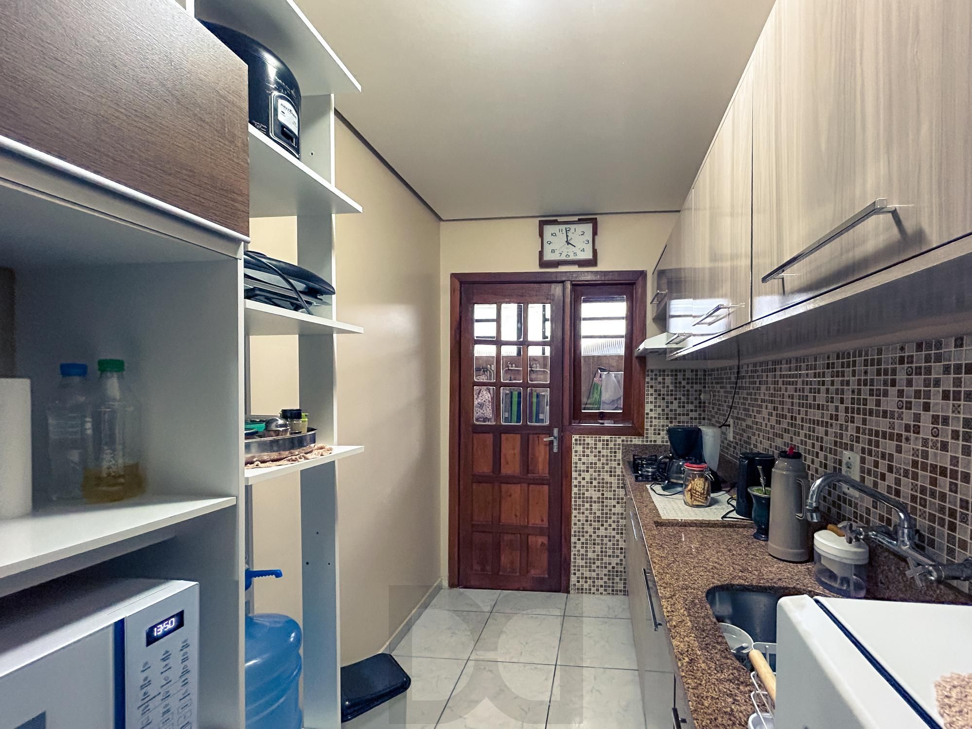 Excelente casa térrea, 2 dormitórios em condomínio. — foto 8