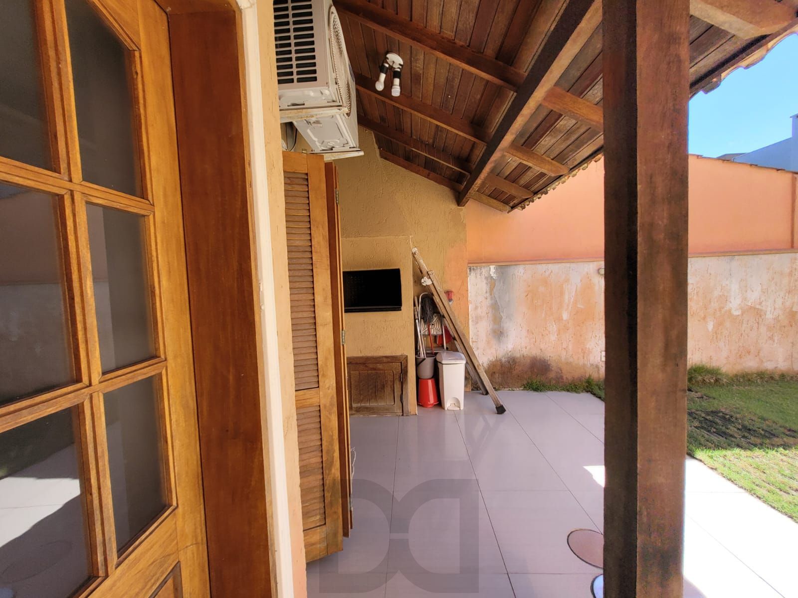 Casa Mobiliada com 3 Dormitórios à Venda — foto 17