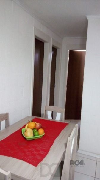 Apartamento em Porto Alegre, no bairro Campo Novo, com 2 dormitório(s), e 2 banheiros, à venda. — foto 6