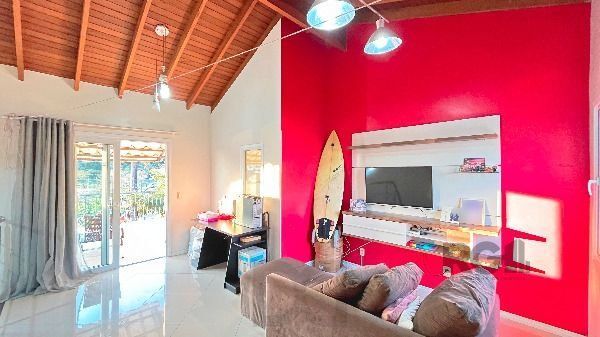 Casa em Porto Alegre, no bairro Hípica, com 3 dormitório(s), e 3 banheiros, à venda. — foto 45