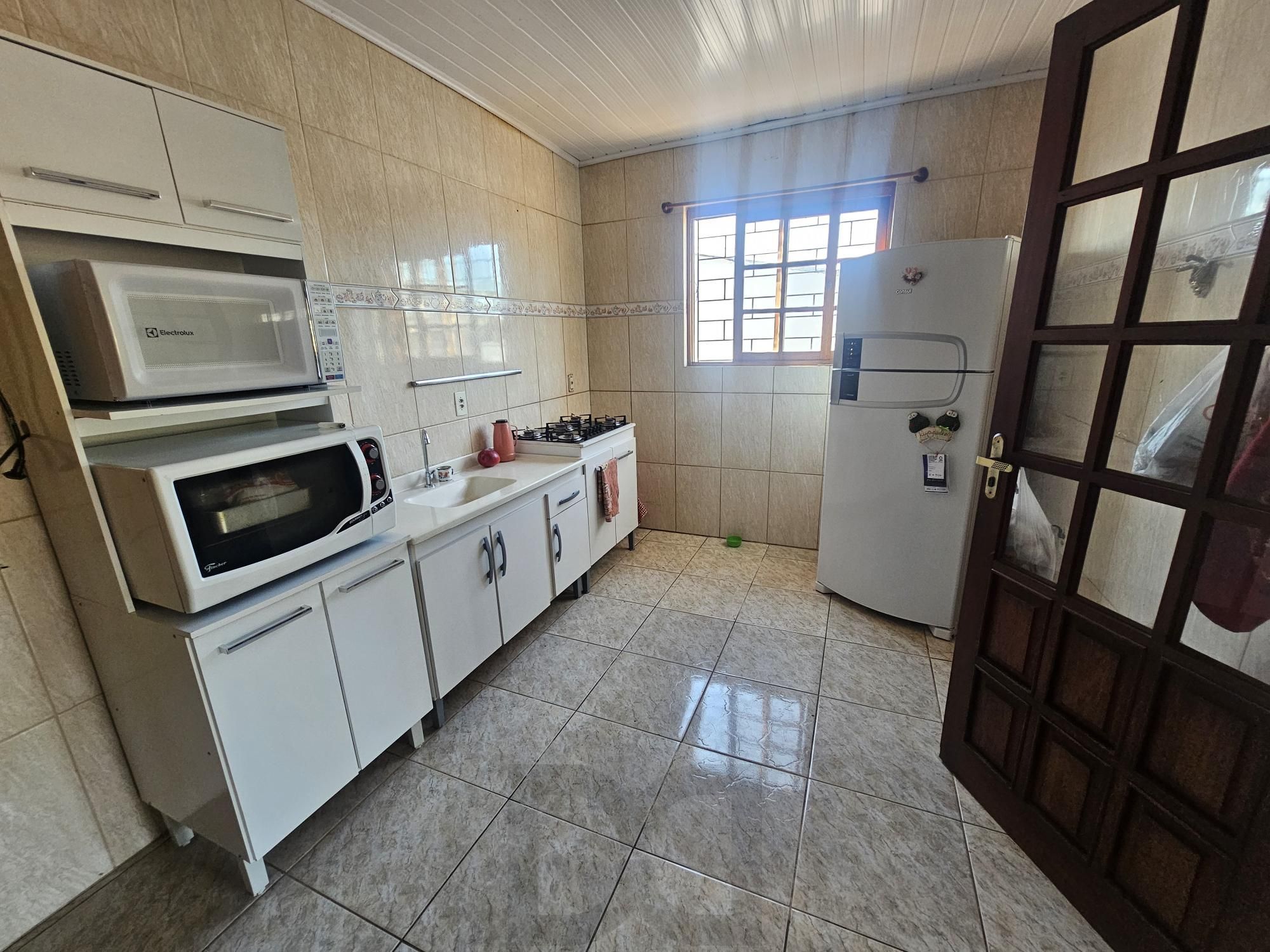 Casa para Venda - 79.22m² 2 dormitórios, + casa de 1 dormitório nos fundos, piscina e quiosque com churrasqueira - Espirito Santo — foto 5