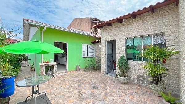 Casa em Porto Alegre, no bairro Hípica, com 2 dormitório(s), e 2 banheiros, à venda. — foto 32