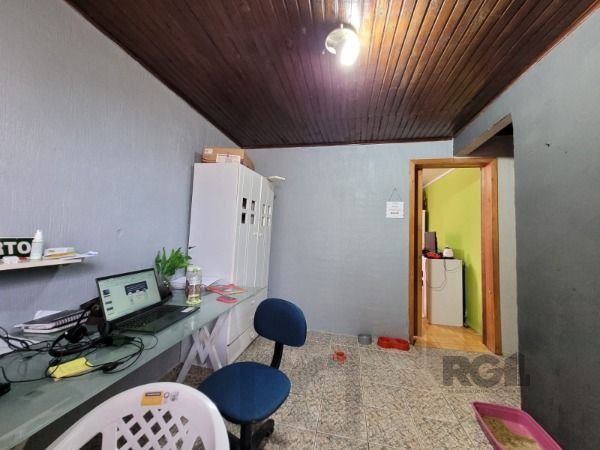 Casa em Porto Alegre, no bairro Restinga, com 5 dormitório(s), e 5 banheiros, à venda. — foto 14