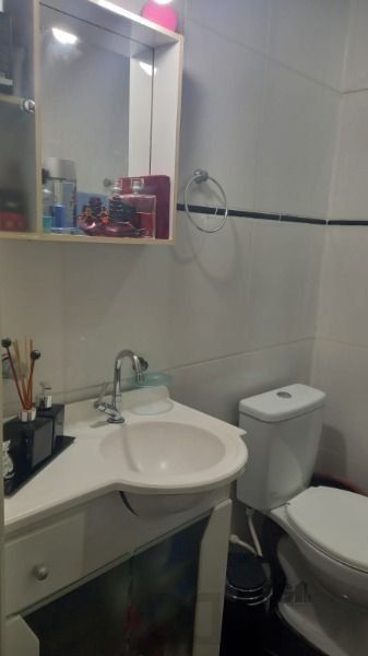 Apartamento em Porto Alegre, no bairro Cristal, com 1 dormitório(s), e 1 banheiros, à venda. — foto 12