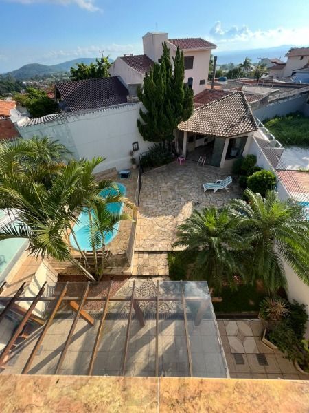 Casa com 3 dormitório(s), e 3 banheiros, à venda. — foto 53