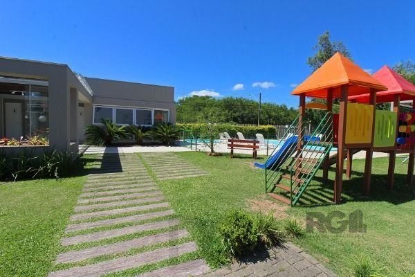 Casa em Porto Alegre, no bairro Hípica, com 3 dormitório(s), e 3 banheiros, à venda. — foto 72