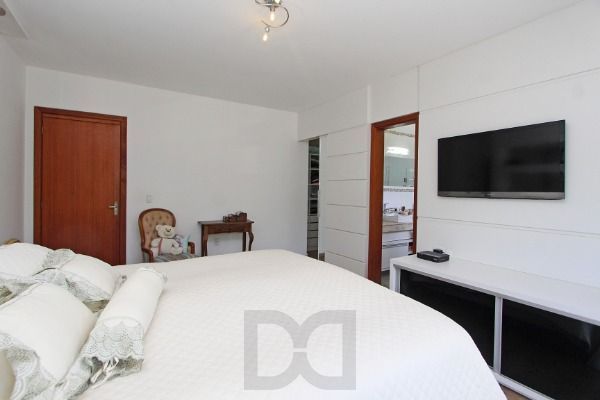 No Mirante do Lago, casa para Venda - Com 5 dormitórios, sendo 4 suites, 2 vagas - Lagos De Nova Ipanema — foto 23