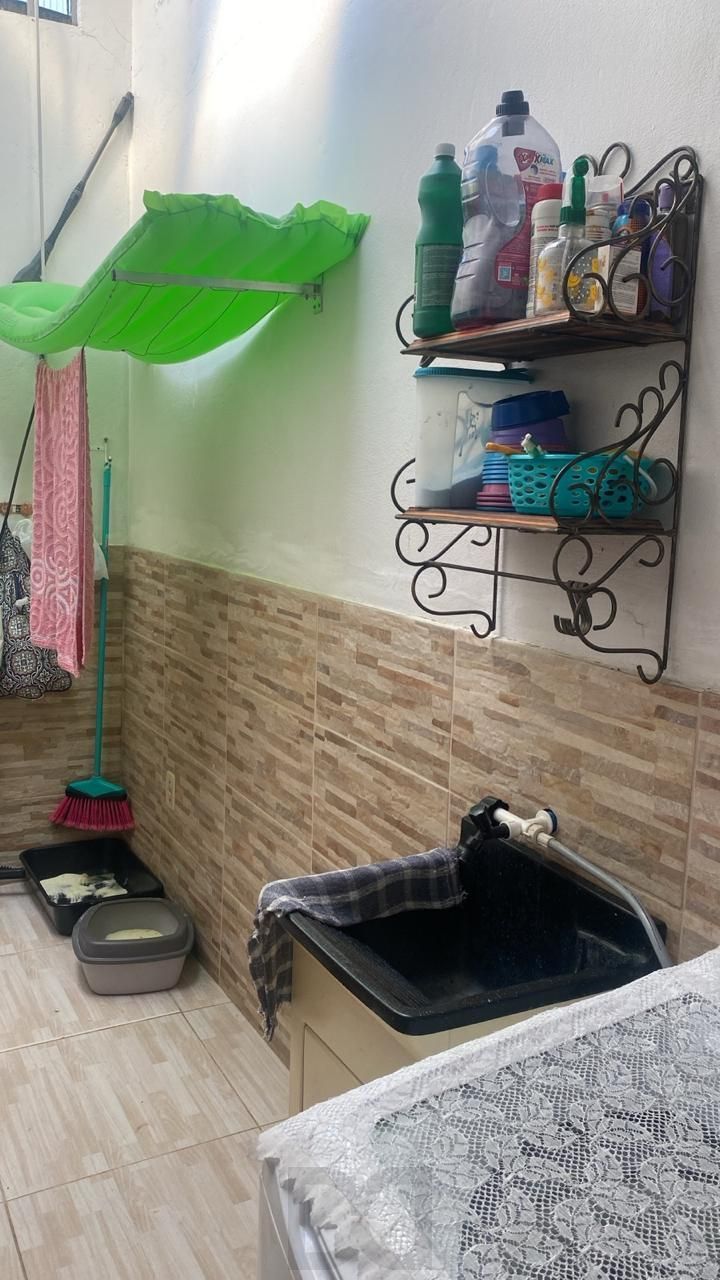 Casa de Esquina à Venda na Restinga – Imóvel Dividido em Duas Residências — foto 13