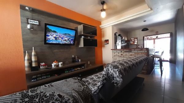 Casa em Porto Alegre, no bairro Hípica, com 3 dormitório(s), à venda. — foto 7