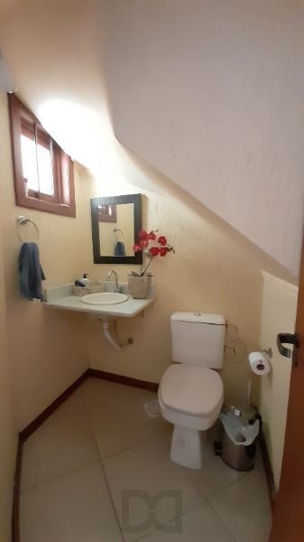 Casa em Porto Alegre, no bairro Espírito Santo, com 3 dormitório(s), e 3 banheiros, à venda. — foto 7