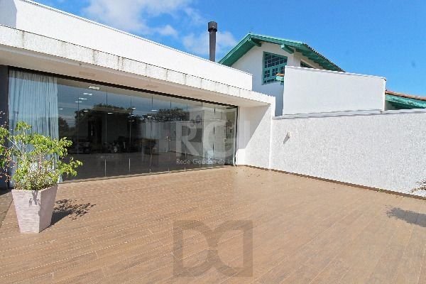 Casa para Venda - 400m², 4 dormitórios, sendo 2 suites, 4 vagas - Guarujá — foto 32