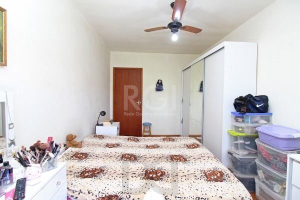 Casa em Porto Alegre, no bairro Hípica, com 2 dormitório(s), e 2 banheiros, à venda. — foto 14